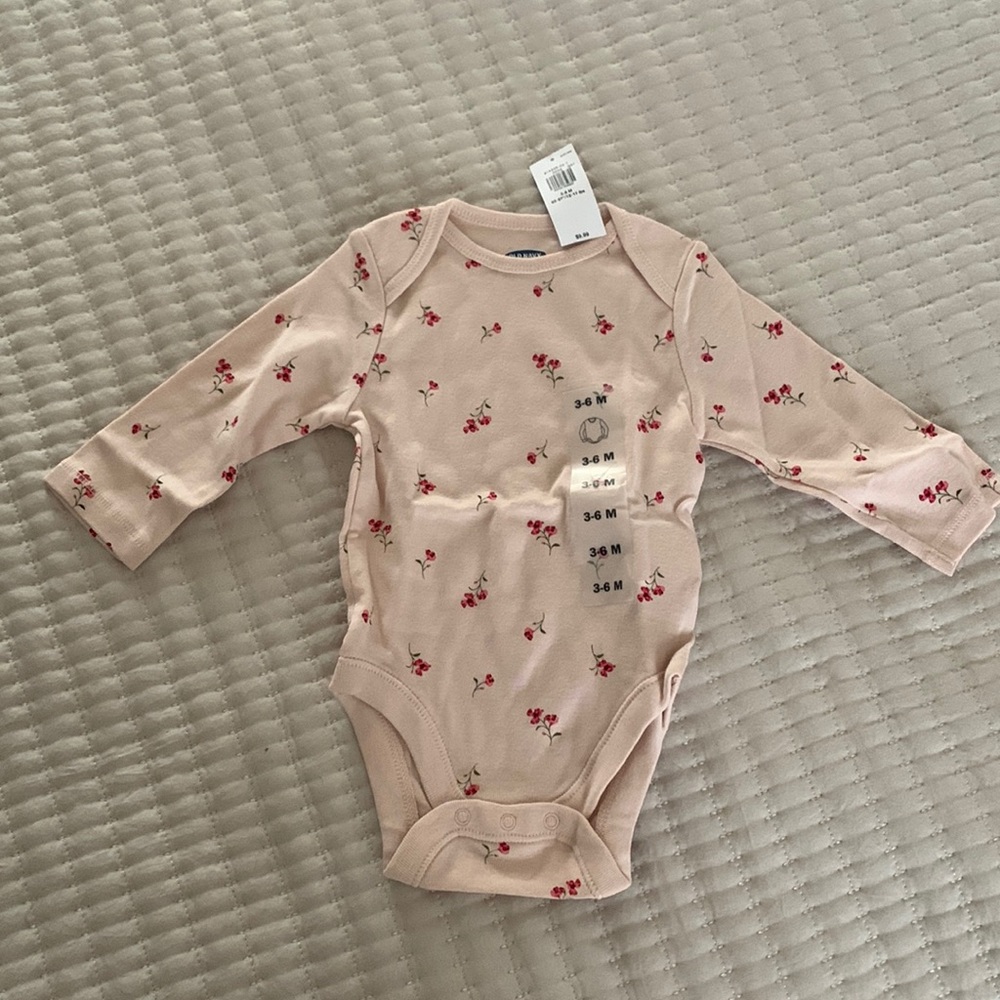 Old Navy 3-6 Months Onesie